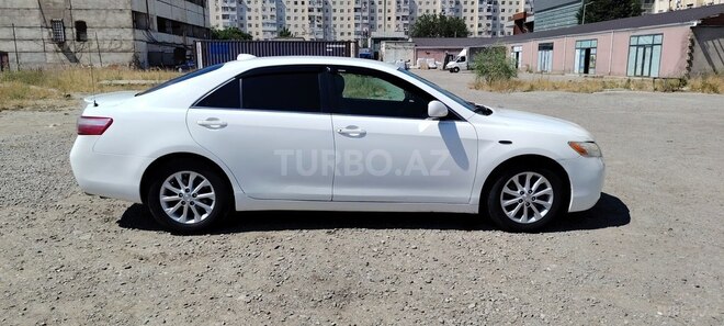 Toyota Camry-6