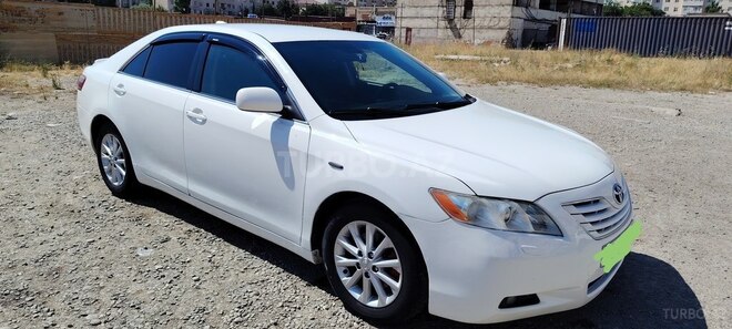 Toyota Camry-9