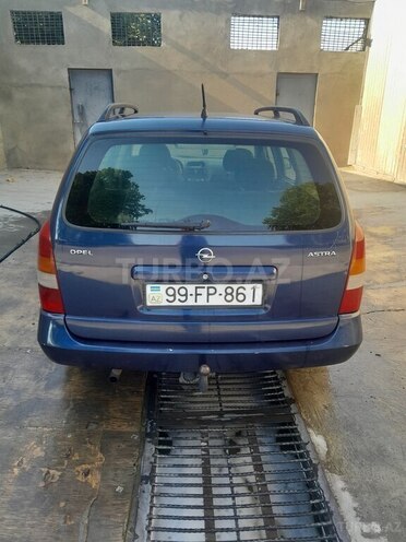 Opel Astra-4
