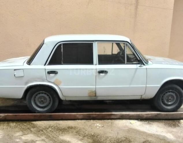 LADA (VAZ) 21011-3