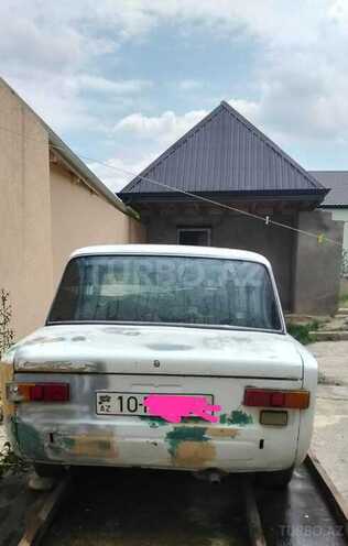 LADA (VAZ) 21011-2