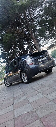 Toyota Prius-3