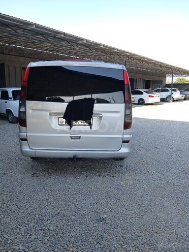 Mercedes Viano-3