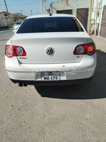 Volkswagen Passat-2
