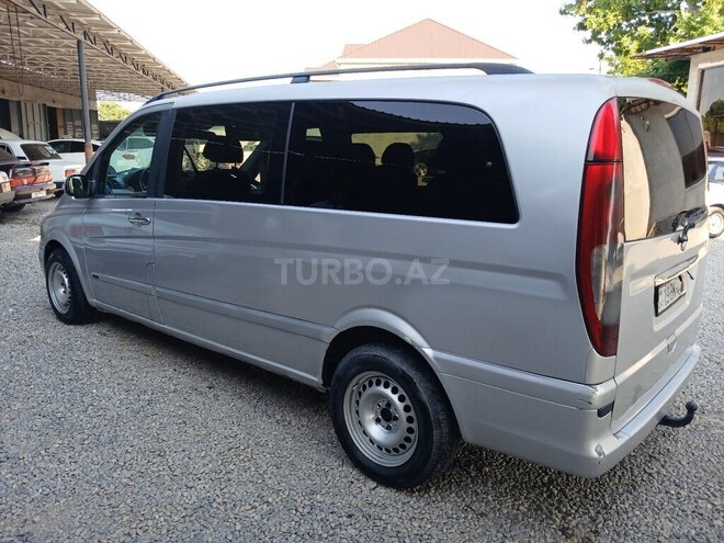 Mercedes Viano-5