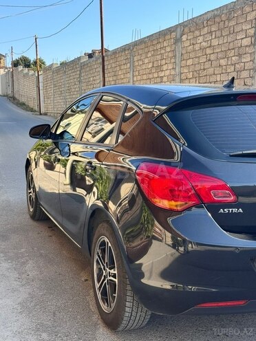Opel Astra-4