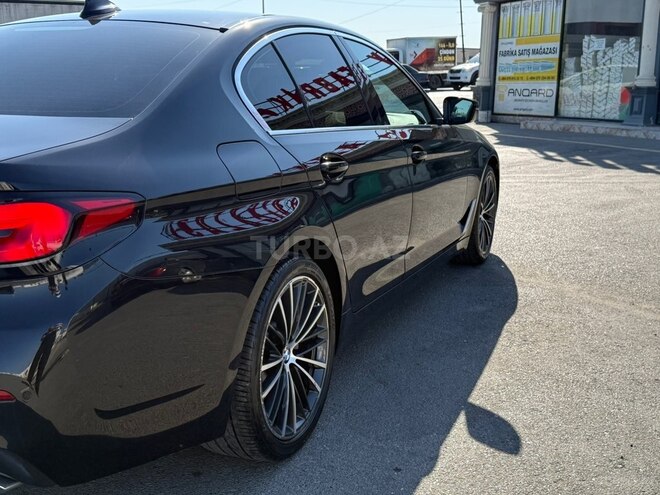 BMW 530-16