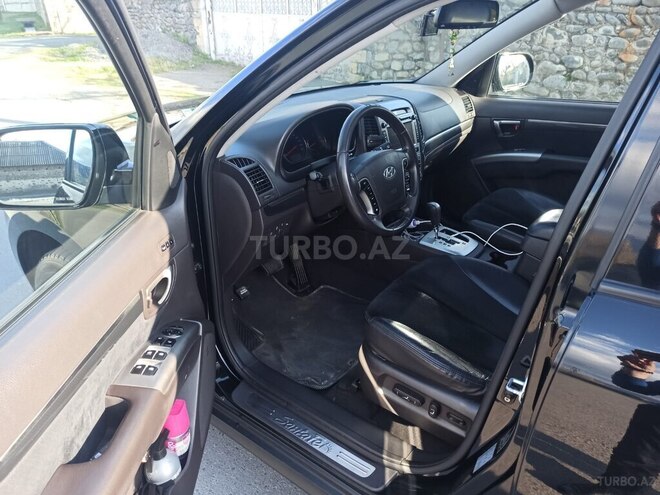 Hyundai Santa Fe-6