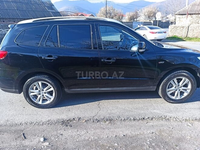 Hyundai Santa Fe-4