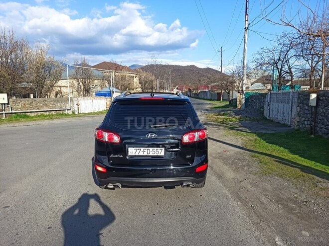 Hyundai Santa Fe-8