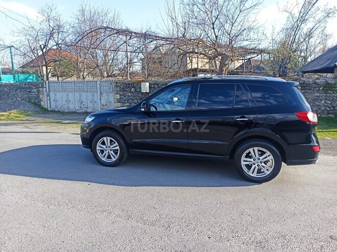 Hyundai Santa Fe-10