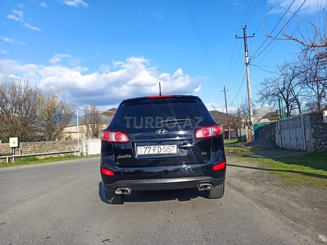 Hyundai Santa Fe-11