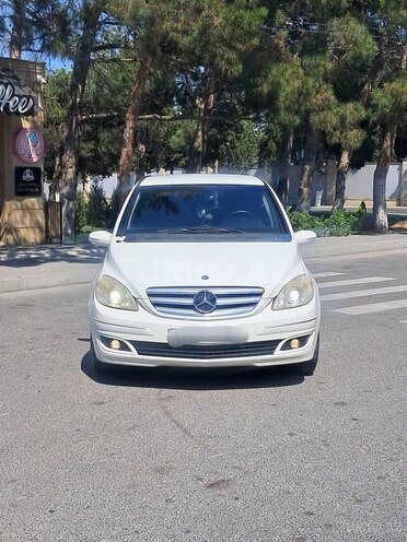 Mercedes B 170-3