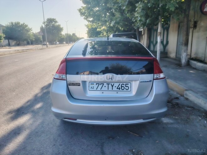 Honda Insight-4