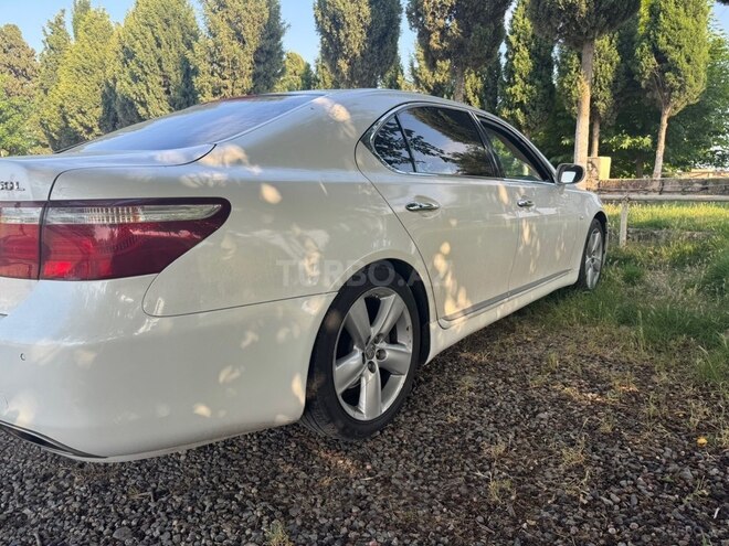 Lexus LS 460-3
