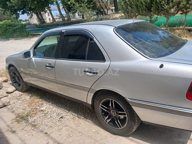 Mercedes C 200-3