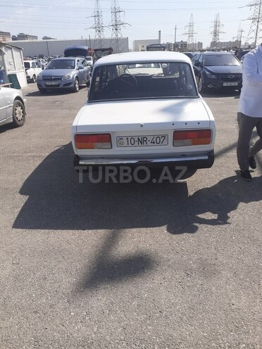 LADA (VAZ) 2107-2
