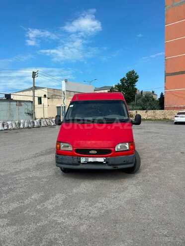 Ford Transit-1