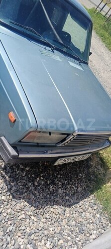 LADA (VAZ) 2107-2