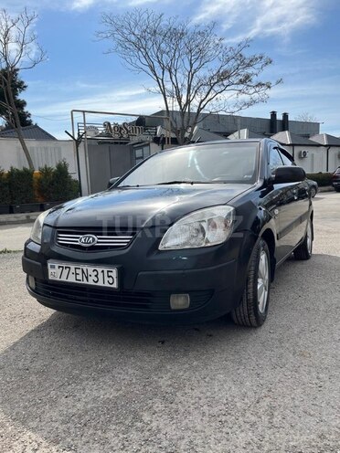 Kia Rio-1