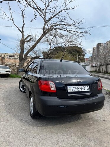 Kia Rio-8
