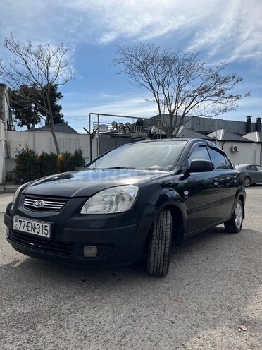 Kia Rio-10