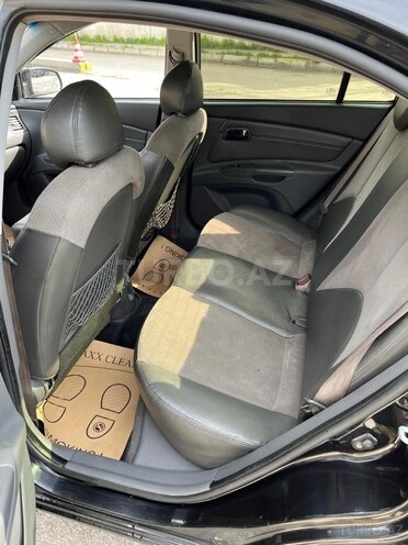 Kia Rio-6