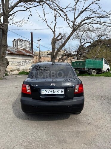 Kia Rio-9
