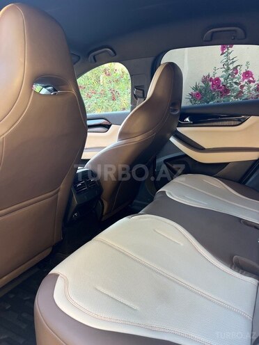 BYD Qin Plus-8
