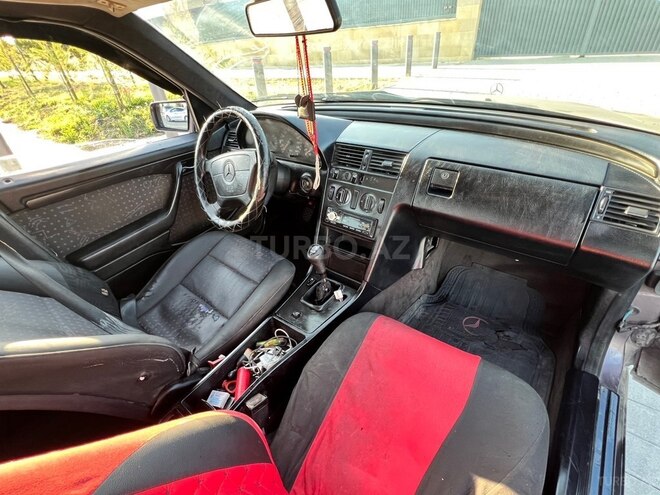Mercedes C 180-7