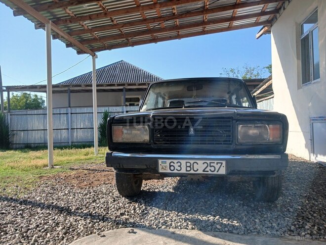 LADA (VAZ) 2107-1