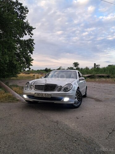 Mercedes E 220-5