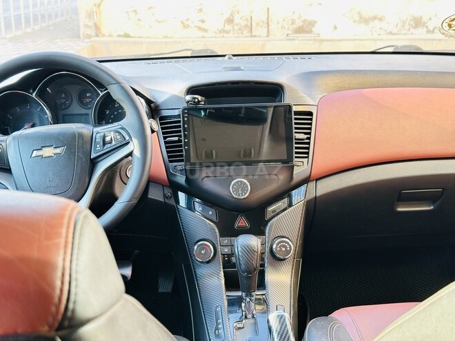 Chevrolet Cruze-9