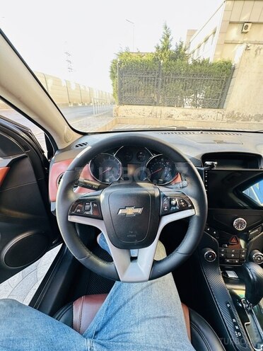 Chevrolet Cruze-8