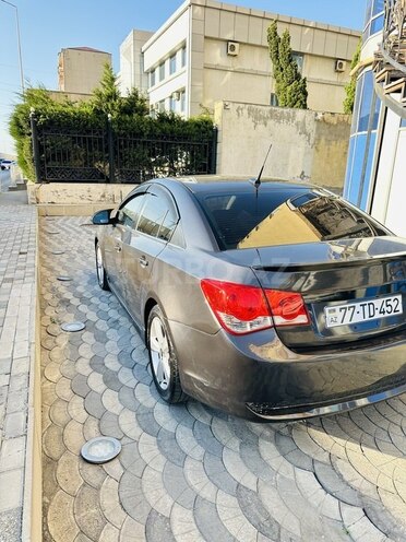 Chevrolet Cruze-2