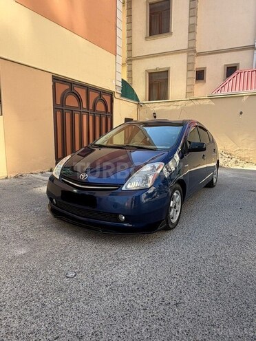 Toyota Prius-4