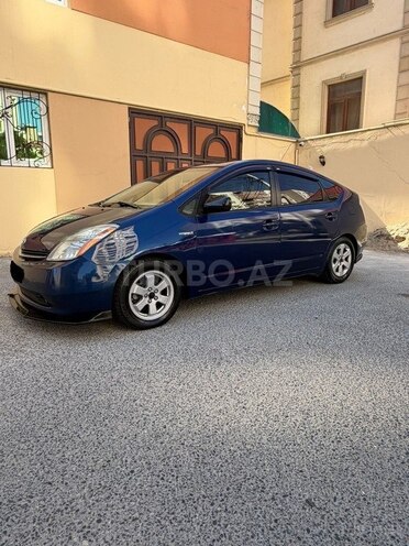 Toyota Prius-5