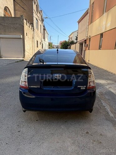 Toyota Prius-7
