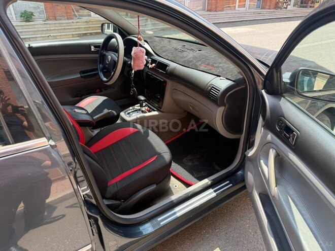 Volkswagen Passat-12