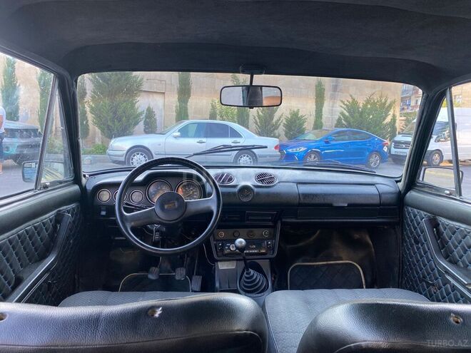 LADA (VAZ) 2106-7