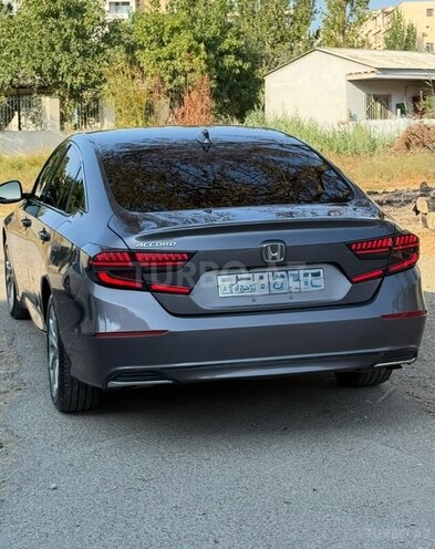 Honda Accord-5