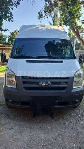 Ford Transit-1