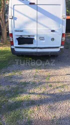 Ford Transit-2
