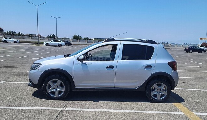 Renault Sandero Stepway-4