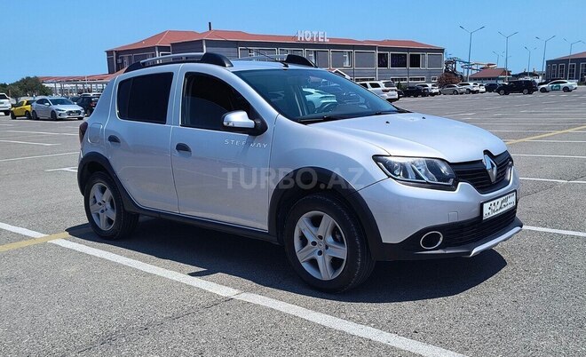 Renault Sandero Stepway-3