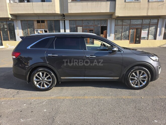 Kia Sorento-3