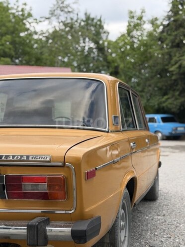 LADA (VAZ) 2106-7