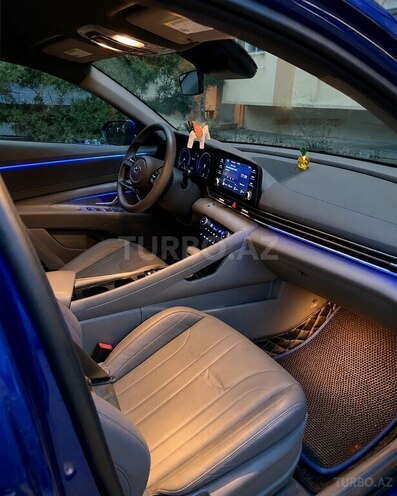 Hyundai Elantra-3