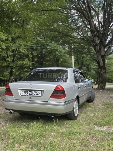 Mercedes C 180-4