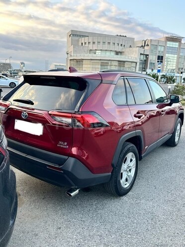 Toyota RAV4-5